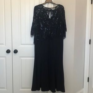 Formal dress, floor length. Worn once, navy blue.